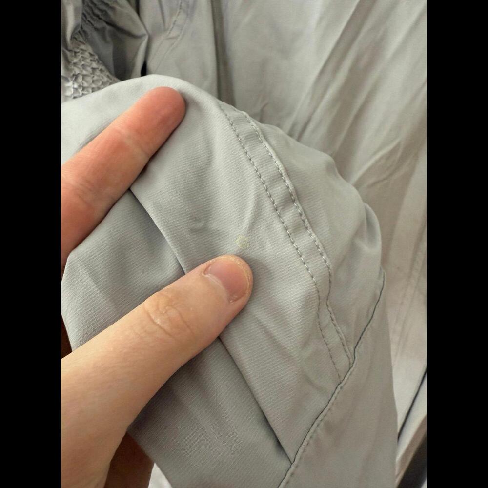 Fabletics Windbreaker Style Coat Size Large - image 6